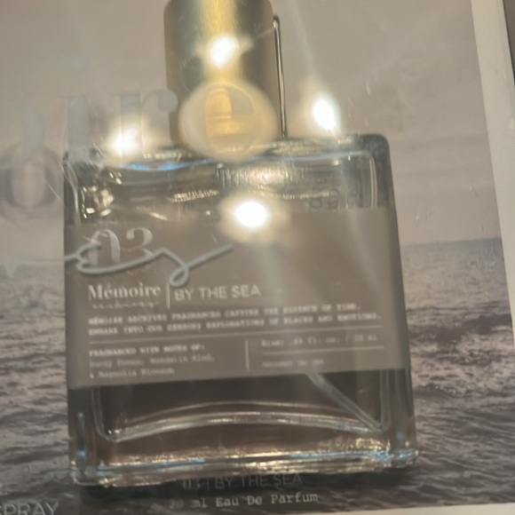 Memoire Destination Unknown by the sea two sprays - Picture 3 of 5